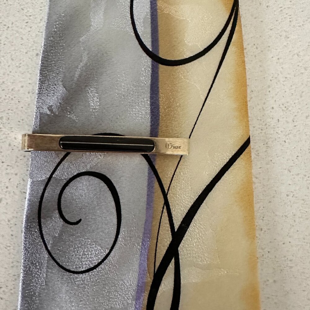 DIOR Vintage Tie Bar - Picture 3 of 7